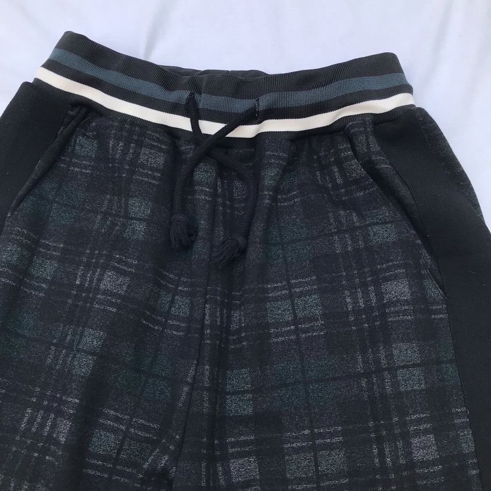 NX3 child’s unisex dance pants.